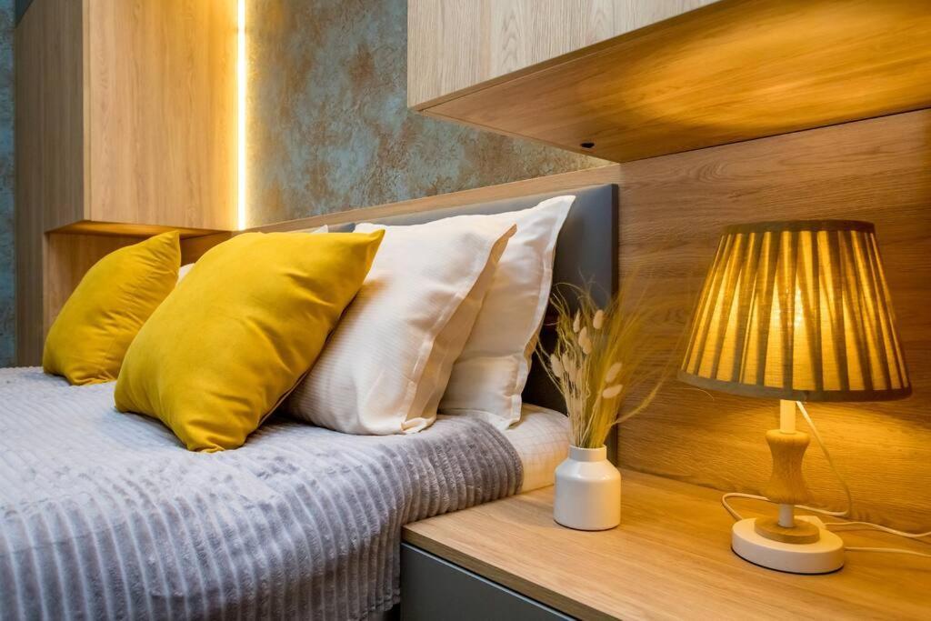 Gg - 2-bedroom In Vake At The Mziuri Park * Tbilisi