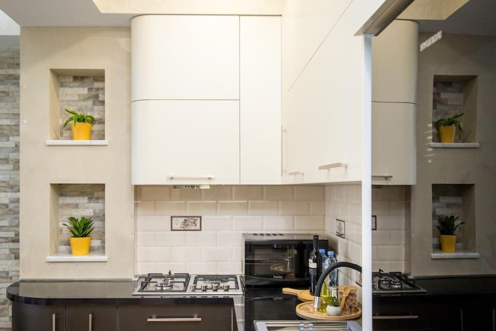 Gg - 2-bedroom In Vake At The Mziuri Park Tbilisi